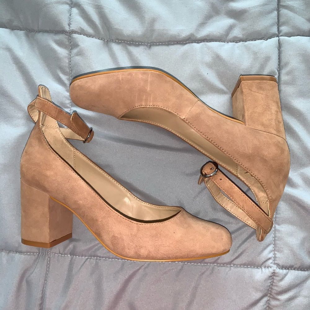 Girls Gap Tan Heels